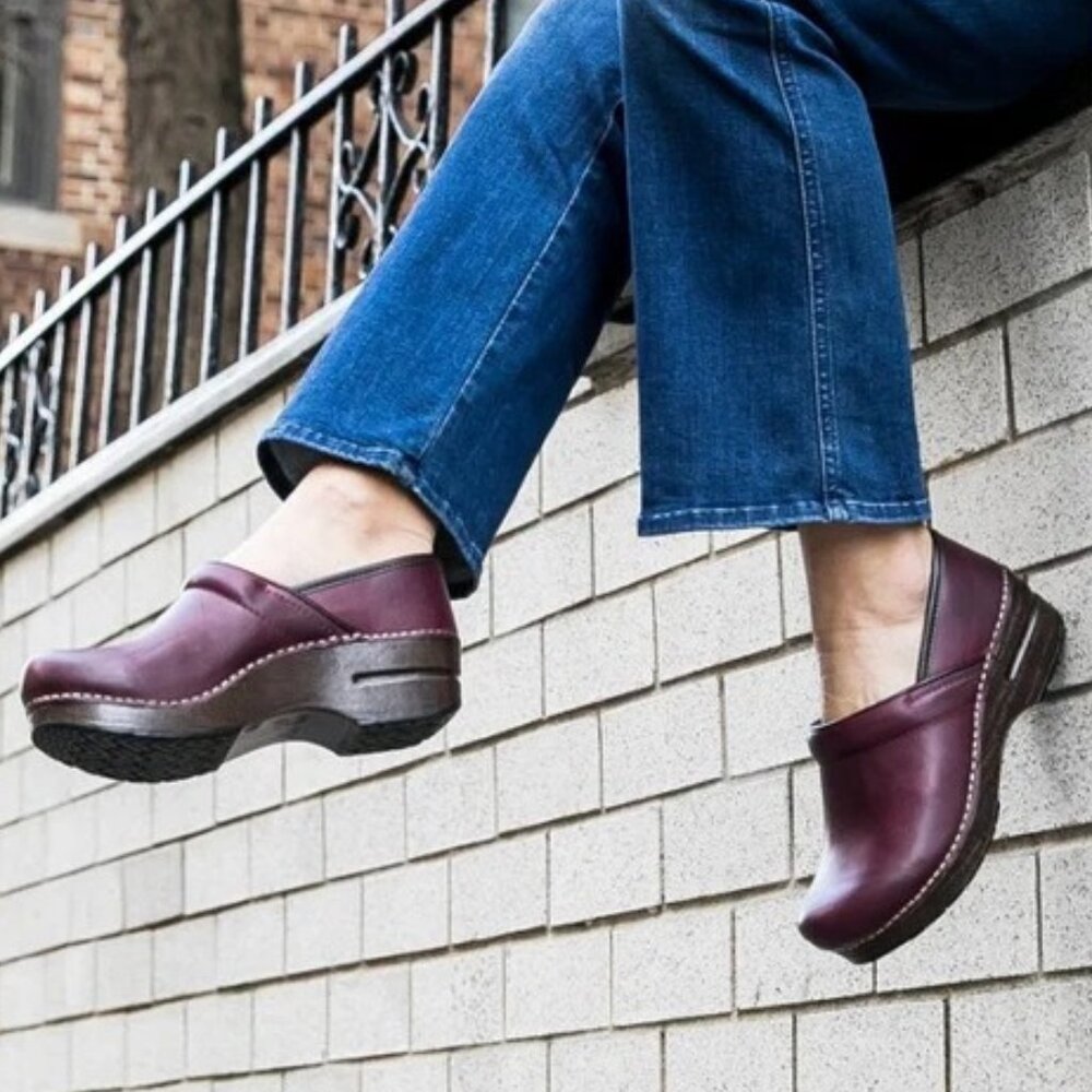 Dansko  XP Women's Rich Brown Slip-On Loafers Slip Resistant size 41 =10.5/11 US